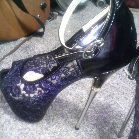 "Get more beauty High" Heels - Picture 1 of 5